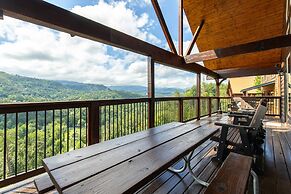 All About The View by Jackson Mountain Homes