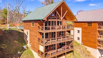 All About The View by Jackson Mountain Homes