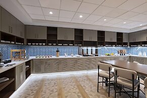 Hyatt Place Austin / Lake Travis / Four Points