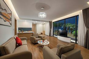 DeLaSea Ha Long Hotel