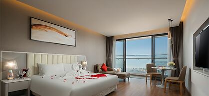 DeLaSea Ha Long Hotel