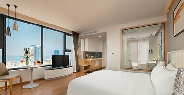 DeLaSea Ha Long Hotel