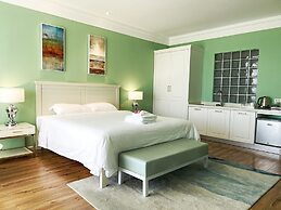 Tinian Diamond Hotel