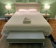 Tinian Diamond Hotel