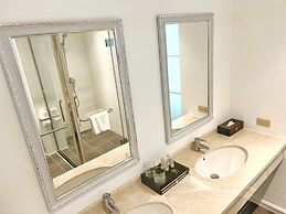 Tinian Diamond Hotel