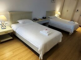 Tinian Diamond Hotel