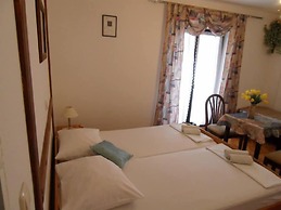 Guest House Lidus