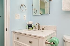 Sterling Sands 604 2 Bedroom Condo by RedAwning