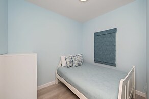 Sterling Sands 604 2 Bedroom Condo by RedAwning