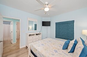 Sterling Sands 604 2 Bedroom Condo by RedAwning