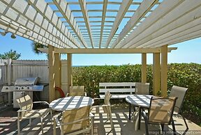 Sterling Sands 604 2 Bedroom Condo by RedAwning