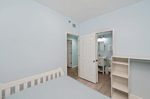 Sterling Sands 604 2 Bedroom Condo by RedAwning