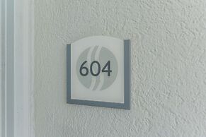 Sterling Sands 604 2 Bedroom Condo by RedAwning