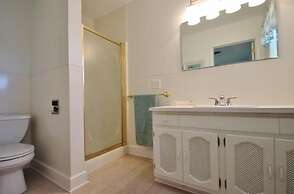 3256 Chautauqua Ave. 2 Bedroom Home by RedAwning