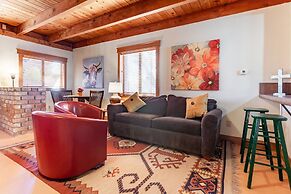 Casita Del Sol Charming Private Studio Studio Bedroom Cabin by RedAwni