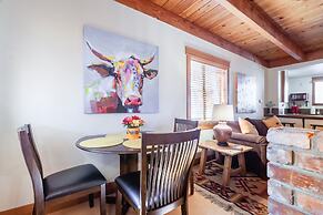 Casita Del Sol Charming Private Studio Studio Bedroom Cabin by RedAwni