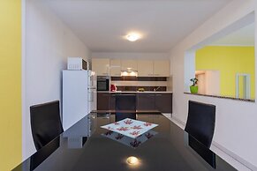 Comfort apartments with pool in Medulin