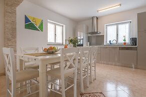 Villa Tanga near Rovinj with Pool