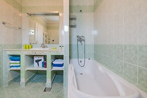 Villa Tanga near Rovinj with Pool