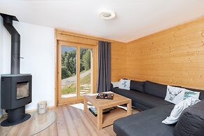 Chalet Le Cerf - NEW Build, Stylish Stay