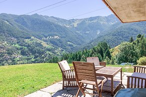 Chalet Le Cerf - NEW Build, Stylish Stay
