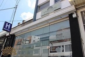 Apartahotel Dorado Central