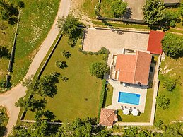 Villa Basil