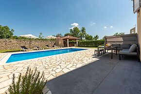 Villa Basil