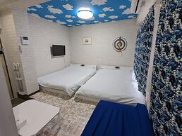 Koganeno-Mori Apartment