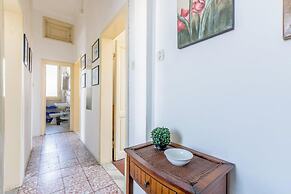 Il Gladiolo - Focette 100mt From Sea