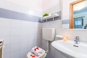 La Chimera 700m from sea