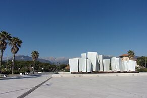 La Chimera 700m from sea