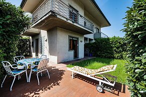 La Chimera 700m from sea