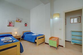 La Fresia - Focette 100mt From Sea