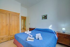 La Fresia - Focette 100mt From Sea