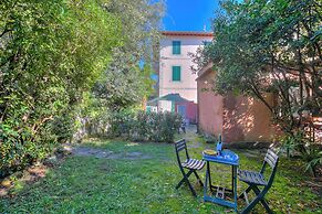 La Fresia - Focette 100mt From Sea