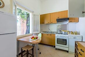 La Fresia - Focette 100mt From Sea