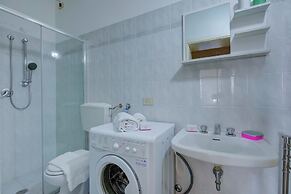 La Fresia - Focette 100mt From Sea