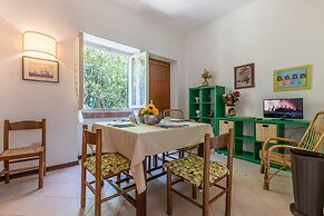 La Fresia - Focette 100mt From Sea