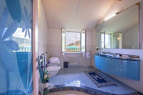 Villa Clara few km from the sea