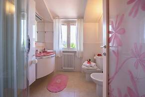 Villa Clara few km from the sea