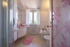 Villa Clara few km from the sea