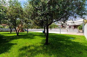 Five bedroom villa Emily with pool