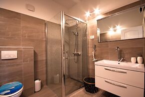 Five bedroom villa Emily with pool