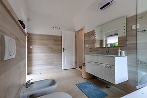 Five bedroom villa Emily with pool