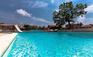 Five bedroom villa Emily with pool