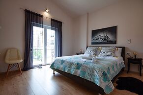 Five bedroom villa Emily with pool