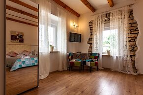 Five bedroom villa Emily with pool