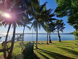 Coras Place Bacalar Lagoon Front