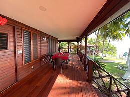 Coras Place Bacalar Lagoon Front